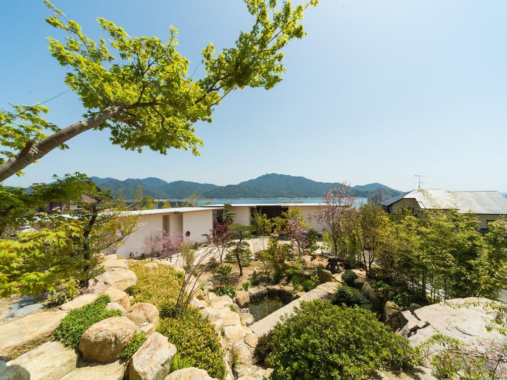 Hatago Sakura Хацукаити Экстерьер фото
